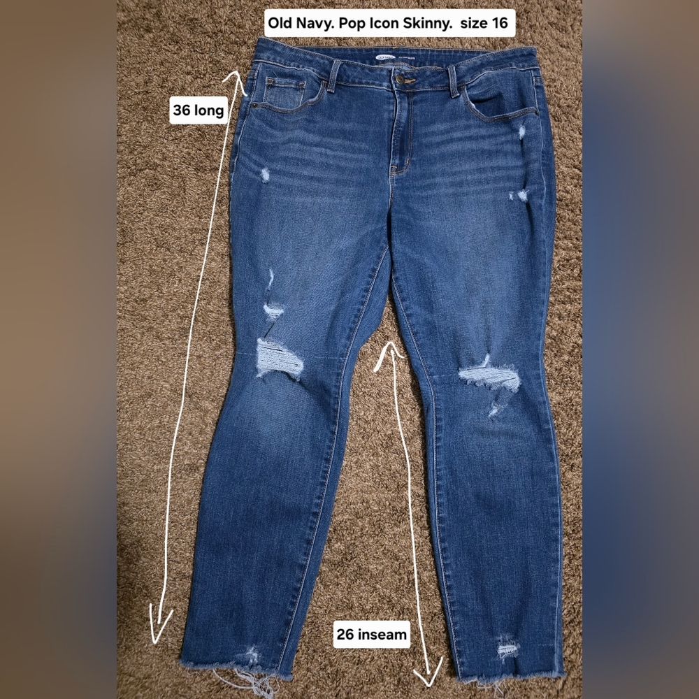 Old Navy Women's Skinny Jeans - Medium Blue